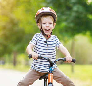La importancia del casco para ciclismo infantil en caso de caída